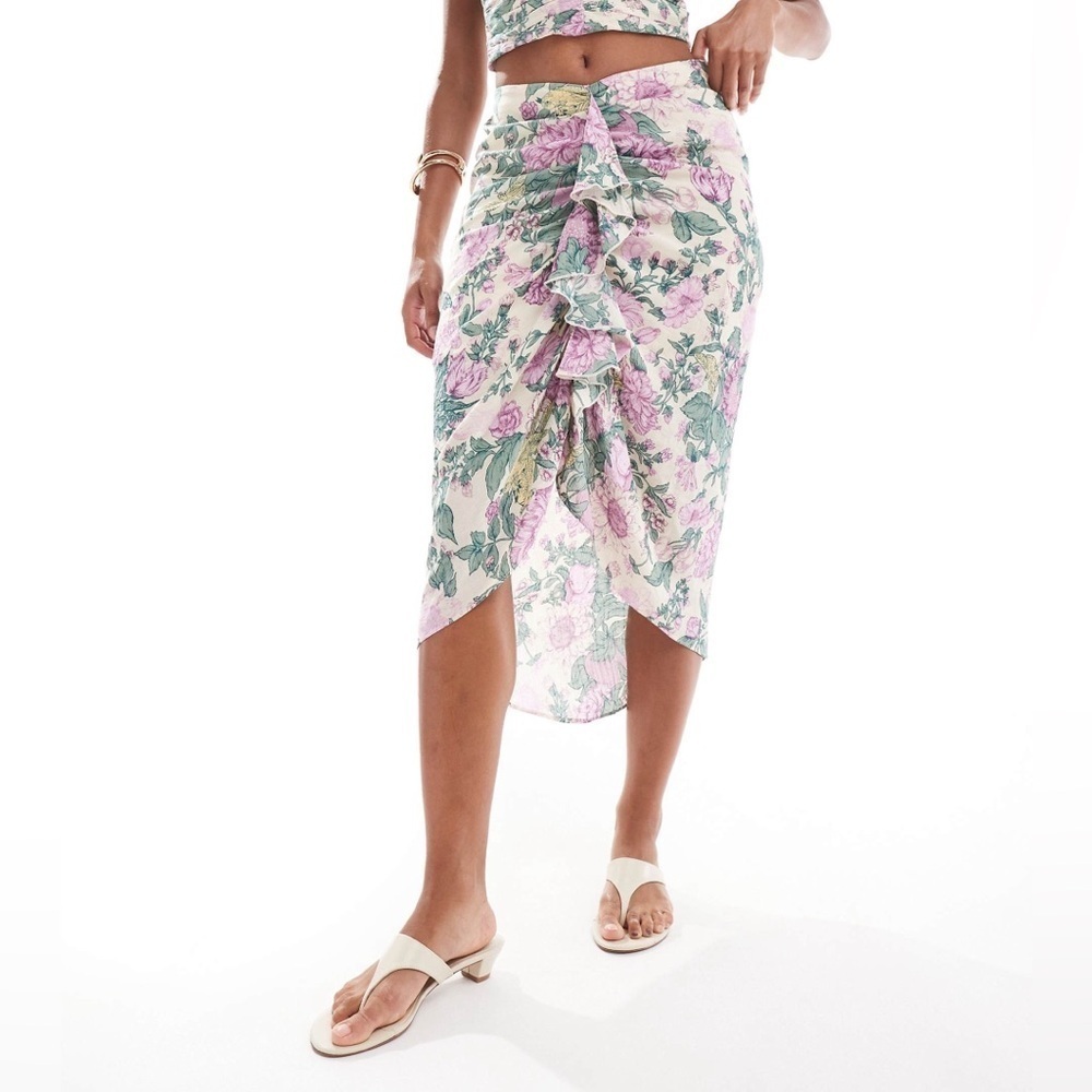 Abercrombie Fitch Midi Skirt Purple Floral Medium